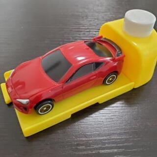 マクドナルド ハッピーセット おもちゃ トミカの画像