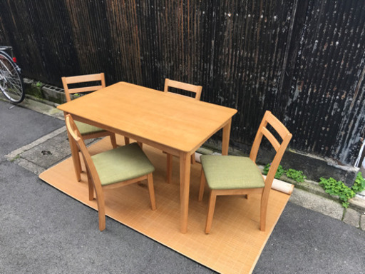 ニトリ　ダイニングテーブルセット イス4脚