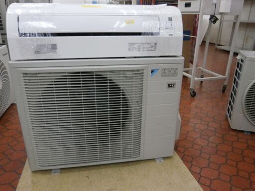 ＩＤ：Ｇ953509　ルームエアコン５．６ｋ