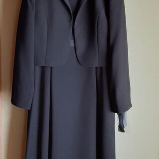 １３号婦人用 喪服（ジャケット＋ワンピース＋アクセサリー３点セット）