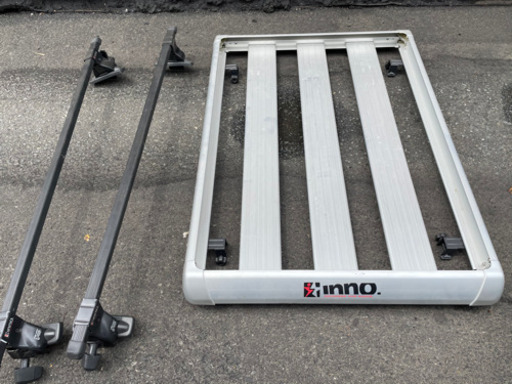INNO ルーフラック　スクエアバー　キャリアベース