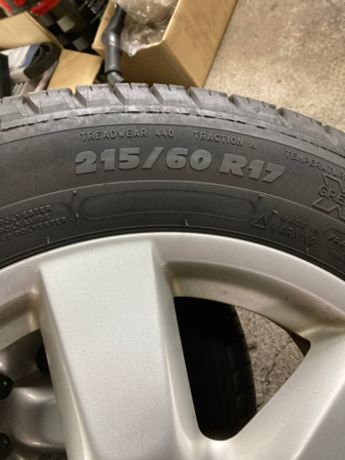 取り引き中　ミシュラン　215/60R17 エクストレイル