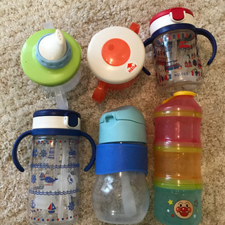 ストローマグ、スパウトマグ、ミルクケースの画像