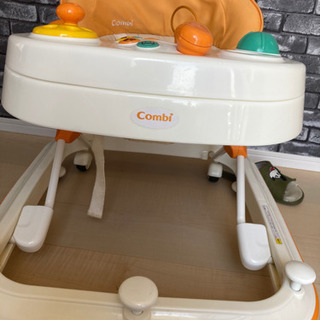 歩行器　赤ちゃん　combi コンビの画像