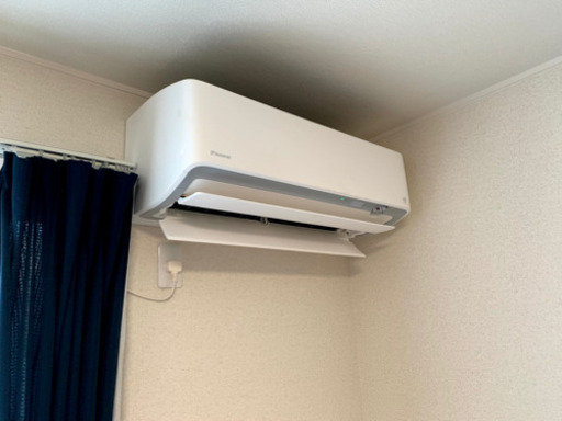 ダイキンエアコン　うるるとさらら　12畳