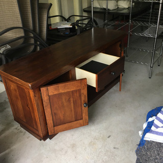 テレビ台　(基地内で購入)の画像