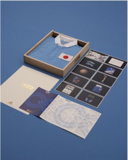 2021個数量限定完売品　サッカー日本代表 100周年アニバーサリーユニフォーム