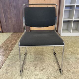 【SALE!!】　ITOKI　スタッキングチェア　パイプチェア　中古販売の画像