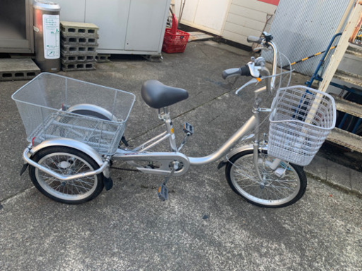 三輪自転車 大人用 三輪車