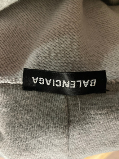 決まりました   BALENCIAGA パーカー グレー