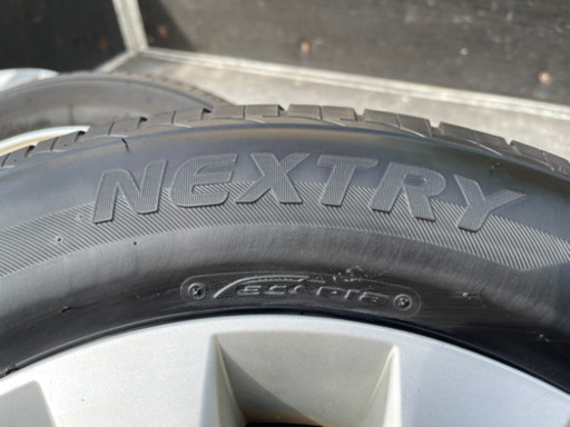 タイヤ195/65/R15 91S