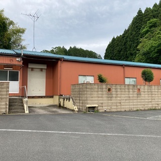 軽作業募集。糸を巻き取る機械を作動させる作業です。の画像
