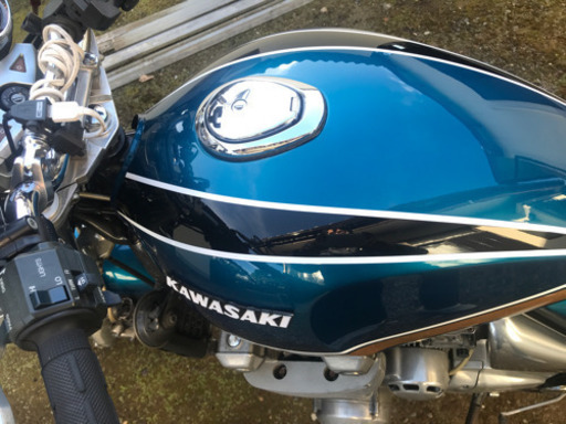 ゼファー 1100 玉虫色