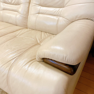 本革　3人掛けソファーの画像