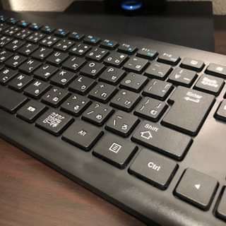 パソコン【2019ワード、エクセル、パワーポイント付き】の画像