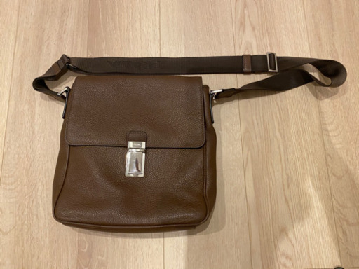 PRADA ショルダーバック　カバン