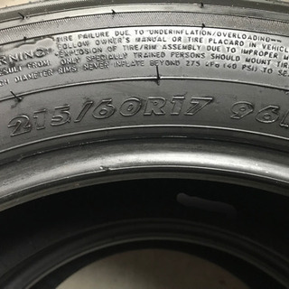 ☆値下げしました☆215/60R17 中古タイヤ2本セットの画像