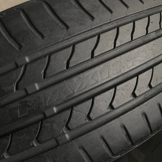 ☆値下げしました☆215/60R17 中古タイヤ2本セットの画像