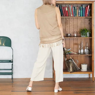 新品未使用　Silky　ノースリーブサマーニット　ベージュの画像