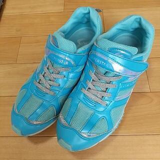 22.5ムーンスタージュニアスニーカー