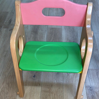 【定価1.2万円・美品】子供1〜2歳用　テーブルイス　セットの画像