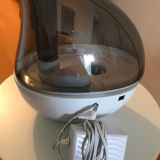 値下げ　超音波加湿器 しずく型 LEDライト 静音 空焚き防止 ...