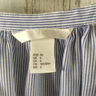 H&M半袖ブラウスの画像