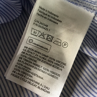 H&M半袖ブラウスの画像