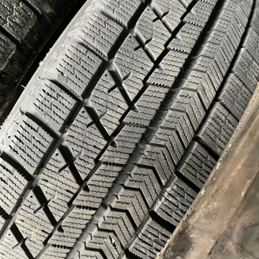 バリ山　155/65R14 ブリジストン　VRX スタッドレス  タイヤ