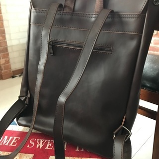 合皮の新品未使用リュックバック