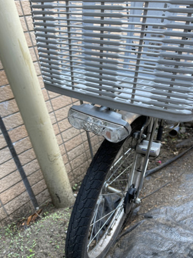 電動アシスト三輪車