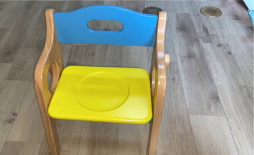 【定価1.2万円・美品】1〜2歳用　机イス セット(あお・きいろ)