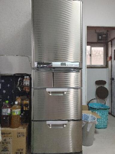 三菱冷蔵庫5ドアお取引中です。