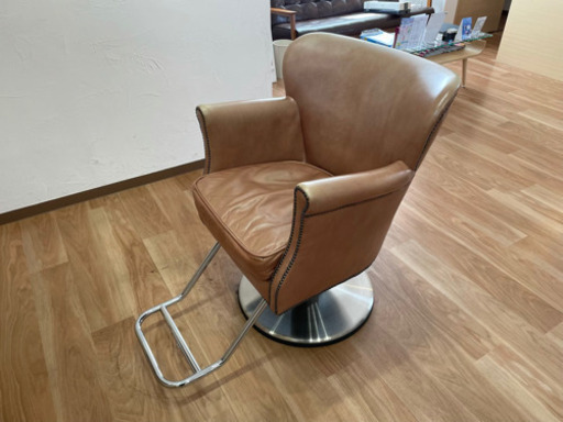 スタイリングチェア