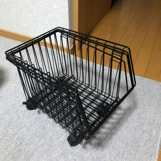 カインズ　キャスター付き4段ラックの画像