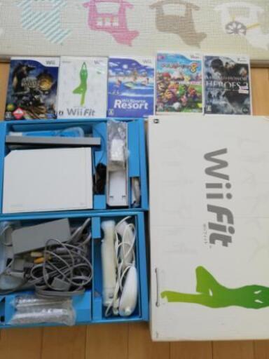 任天堂　Wii　　Nintendo Wii  (動作確認済)値下げ