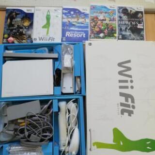 任天堂　Wii　　Nintendo Wii  (動作確認済)値下げ
