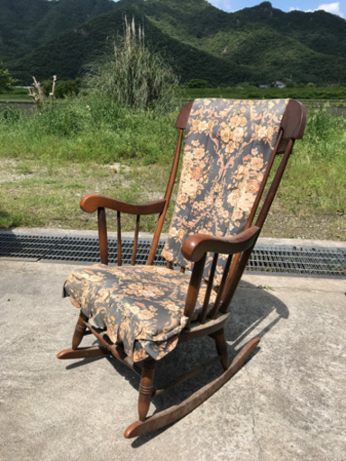 啄木鳥木工　キツツキ　ロッキングチェア