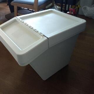 IKEA　ゴミ箱