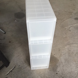 プラスチック引き出し