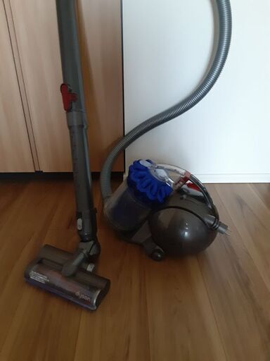 ダイソン　dyson　DC48