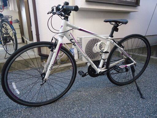 クロスバイク giant Liv THRIVE3 【訳アリ・2016年】