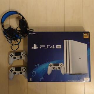 PS4 Pro白+コントローラー2個+ヘッドホン