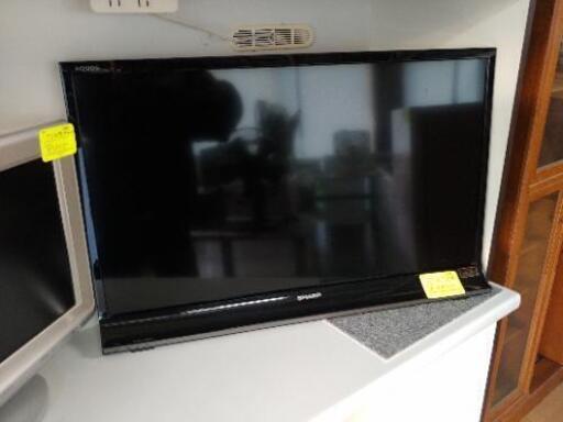 シャープ　32型　2013年