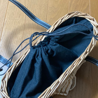 籐カゴバッグ　の画像