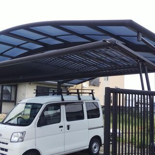 ★カーポート★1万円★【※5月31日まで！早いモノ勝ち】　駐車場...
