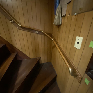 手すりの取り付け致します！(屋内)