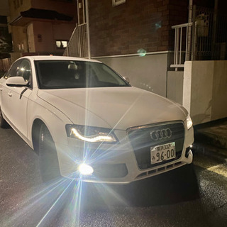 BBSホイール装着　低走行　美車　大人気の”Audi A4 セダ...