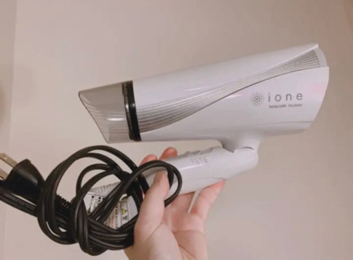 ニトリ　ione ドライヤー