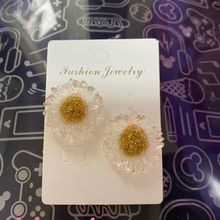 ハンドメイド★ピアスの画像